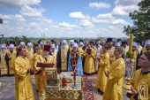 300 тысяч верующих Украинской Православной Церкви приняли участие в крестном ходе к Дню Крещения Руси