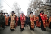 Более 1500 человек приняли участие в крестном ходе в честь 100-летия прибытия Царской семьи в Екатеринбург
